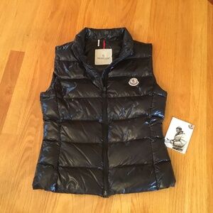 MONCLER DOWN VEST